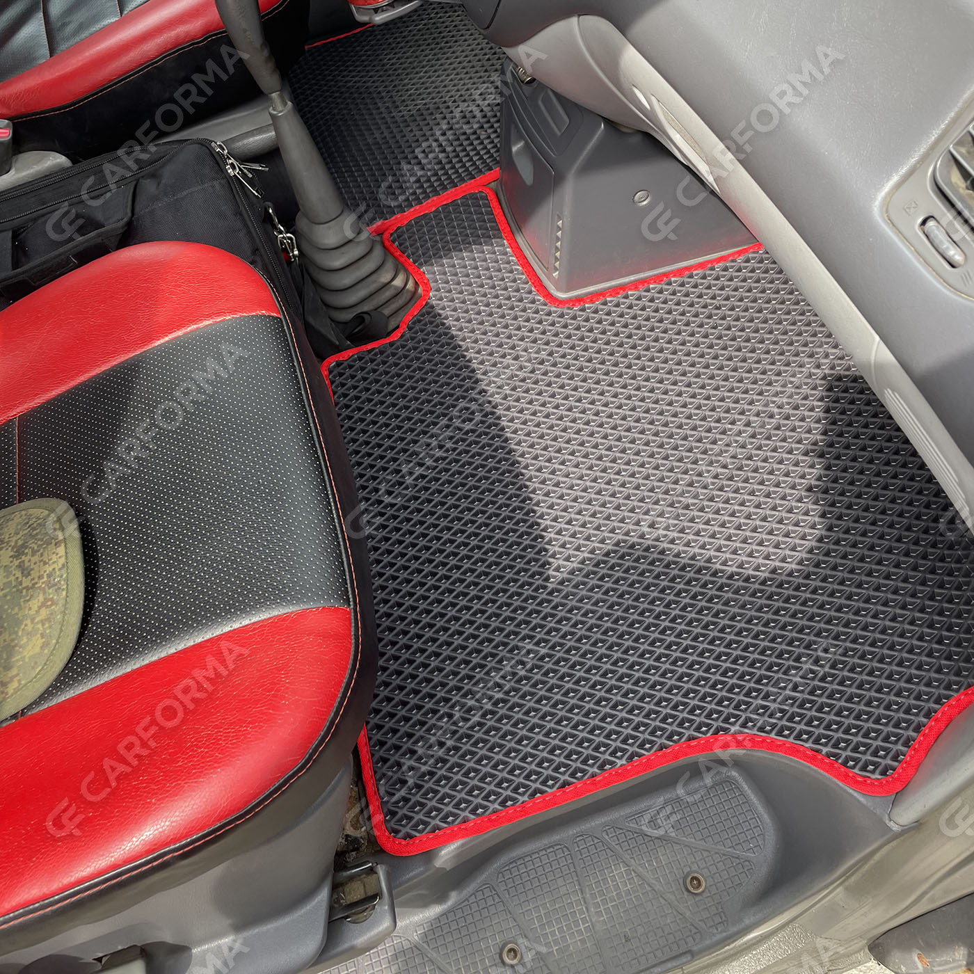 Ворсовые коврики на Mitsubishi Space Gear 1994&nbsp;-&nbsp;2007 в Саратове