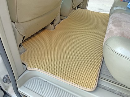 Ворсовые коврики на Toyota Previa (XR30, XR40) 2000 - 2007 в Саратове