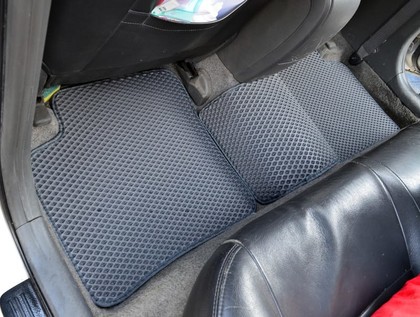 Ворсовые коврики на Toyota Prius (20) 2004 - 2009 в Саратове