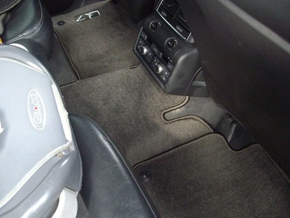 Ворсовые коврики на Audi Q7 I 2005 - 2015 в Саратове