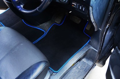Ворсовые коврики на Nissan Elgrand (E51) 2002 - 2010 в Саратове