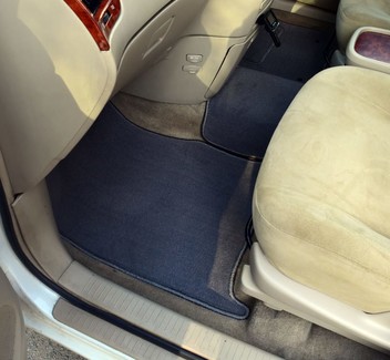 Ворсовые коврики на Toyota Ipsum II 2001 - 2009 в Саратове