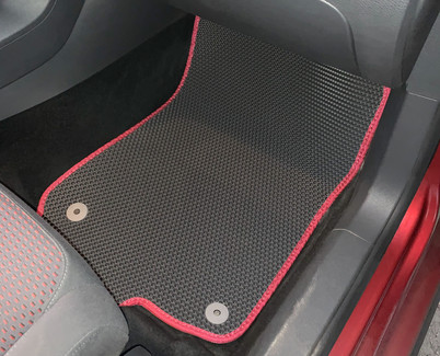 Ворсовые коврики на Seat Leon II 2005 - 2013 в Саратове