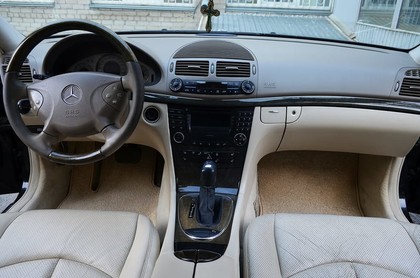 Ворсовые коврики на Mercedes E (W211) 2002 - 2009 в Саратове