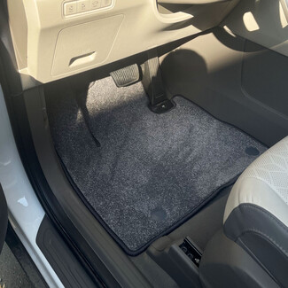 Коврики на KIA Carnival IV 8 мест 2020 - 2025 в Саратове Коврики на KIA Carnival IV 8 мест 2020 - 2025 в Саратове