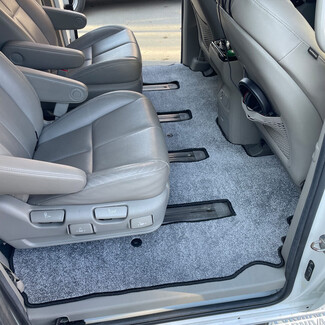 EVA коврики на KIA Carnival III 7 мест 2014 - 2021 в Саратове EVA коврики на KIA Carnival III 7 мест 2014 - 2021 в Саратове