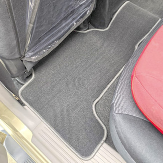 Ворсовые коврики на Mitsubishi Montero Sport II 2008 - 2016 в Саратове