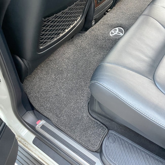 Ворсовые коврики на Toyota Land Cruiser 200 2007 - 2021 в Саратове