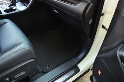 Ворсовые коврики на Toyota Highlander III 2013 - 2020 в Саратове