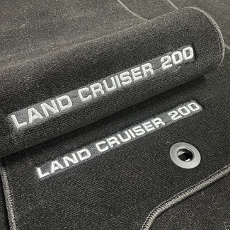 Ворсовые коврики на Toyota Land Cruiser 200 2007 - 2021 в Саратове