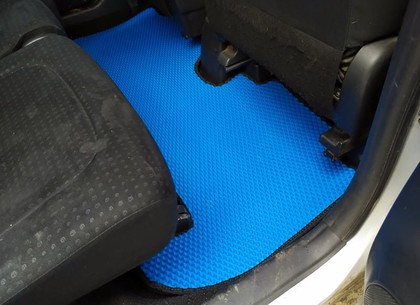 Ворсовые коврики на Toyota Ractis I 2005 - 2010 в Саратове
