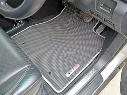 Ворсовые коврики на Toyota Harrier II 2003 - 2013 в Саратове