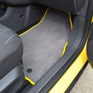 Коврики на Opel Corsa D 2006 - 2014 в Саратове Коврики на Opel Corsa D 2006 - 2014 в Саратове