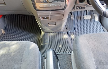 Ворсовые коврики на Toyota Ipsum II 2001 - 2009 в Саратове