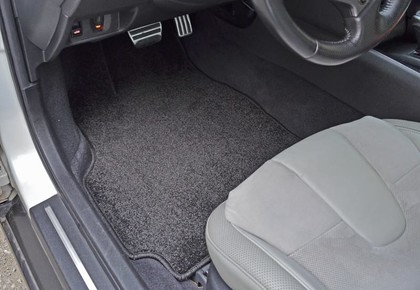 Ворсовые коврики на Nissan GT-R 2007 - 2025 в Саратове