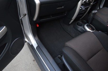 Ворсовые коврики на Toyota Ist I 2002 - 2007 в Саратове