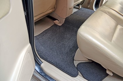 Ворсовые коврики на Toyota Fortuner I 2004 - 2015 в Саратове