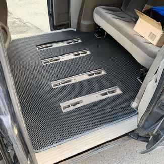 Ворсовые коврики на Dodge Caravan (RG) 2000 - 2007 в Саратове