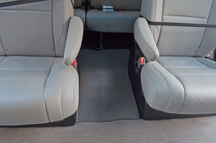 Ворсовые коврики на Toyota Sienna III 2010 - 2020 в Саратове