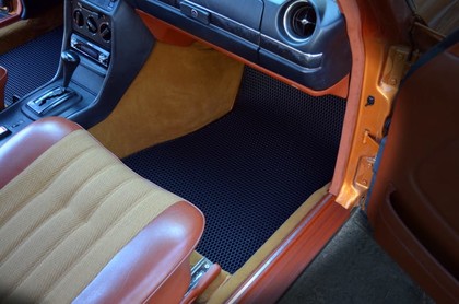 Ворсовые коврики на Mercedes W123 1975 - 1986 в Саратове