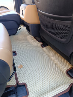 EVA коврики на KIA Carnival IV 9 мест 2020 - 2025 в Саратове EVA коврики на KIA Carnival IV 9 мест 2020 - 2025 в Саратове