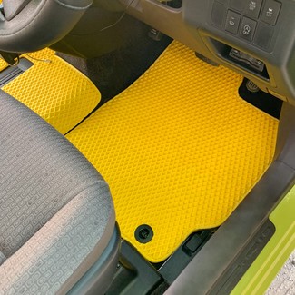 Ворсовые коврики на Toyota Porte II 2012 - 2020 в Саратове