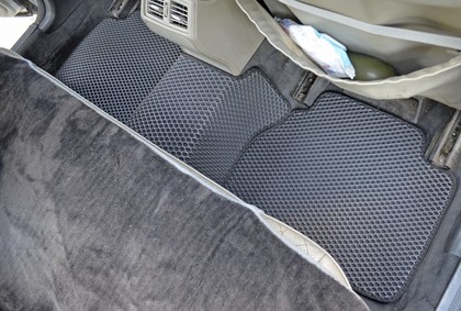 Ворсовые коврики на Mercedes E (W210) 1995 - 2002 в Саратове