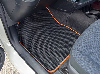 EVA коврики на Toyota Sienta II 2015 - 2022 в Саратове