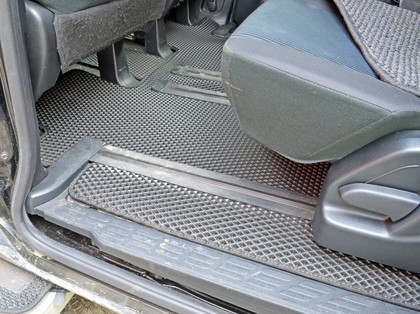 Ворсовые коврики на Toyota Esquire (R80) 2014 - 2021 в Саратове