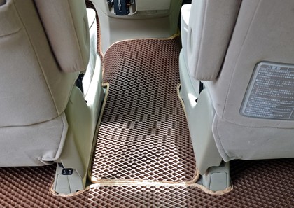 Ворсовые коврики на Toyota Estima III 2006 - 2019 в Саратове