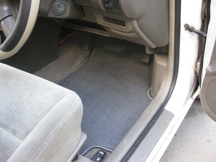 Ворсовые коврики на Nissan Sunny (B15) 1998 - 2004 в Саратове