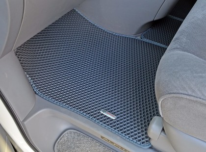 Ворсовые коврики на Toyota Alphard (H10) 2002 - 2008 в Саратове