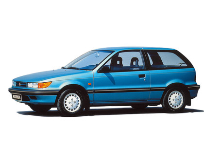 Ворсовые коврики на Mitsubishi Colt III 1988 - 1992 в Саратове