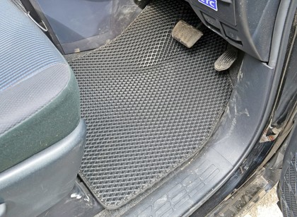 Ворсовые коврики на Toyota Voxy (R80) 2014 - 2021 в Саратове