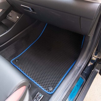 Ворсовые коврики на Geely Coolray 2018 - 2024 в Саратове Ворсовые коврики на Geely Coolray 2018 - 2024 в Саратове