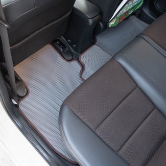 Коврики на Honda Fit Shuttle 2011 - 2015 в Саратове