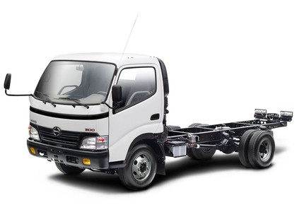 Ворсовые коврики на Hino 300 I широкая кабина 1999 - 2011 в Саратове