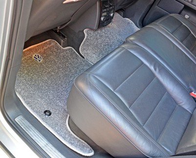 Ворсовые коврики на Volkswagen Touareg I 2002 - 2010 в Саратове