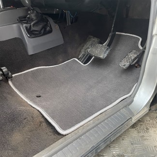Ворсовые коврики на Toyota Land Cruiser Prado 70 1984 - 2025 в Саратове