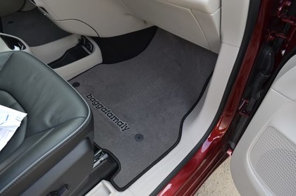 Ворсовые коврики на Chrysler Pacifica II 2016 - 2025 в Саратове