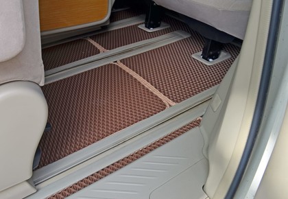 Ворсовые коврики на Toyota Estima III 2006 - 2019 в Саратове