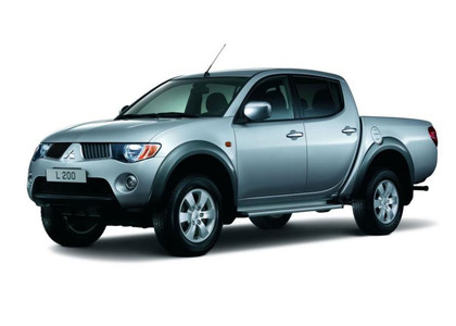 Ворсовые коврики на Mitsubishi L200 IV 2006 - 2016 в Саратове