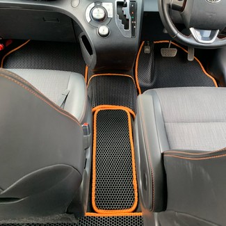 EVA коврики на Toyota Sienta II 2015 - 2022 в Саратове