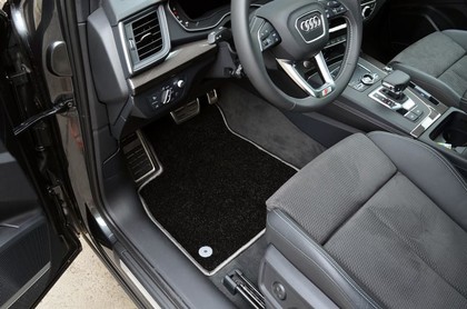 Ворсовые коврики на Audi Q5 II 2016 - 2025 в Саратове