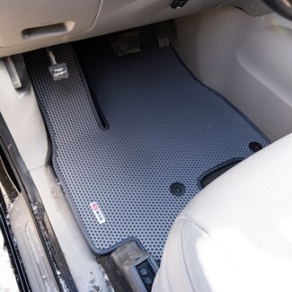 EVA коврики на KIA Carnival III 7 мест 2014 - 2021 в Саратове EVA коврики на KIA Carnival III 7 мест 2014 - 2021 в Саратове