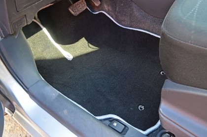 Ворсовые коврики на Toyota Yaris II 2005 - 2011 в Саратове