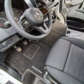 Ворсовые коврики на Mercedes Sprinter (W907/W910) 2018 - 2025 в Саратове