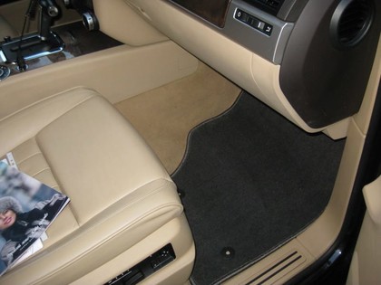 Ворсовые коврики на Volkswagen Touareg I 2002 - 2010 в Саратове