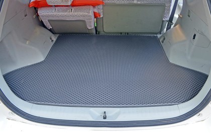 Ворсовые коврики на Toyota Prius Alpha 2011 - 2021 в Саратове
