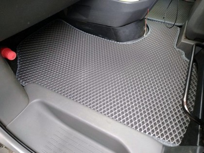 Ворсовые коврики на Toyota Voxy (R70) 2007 - 2013 в Саратове